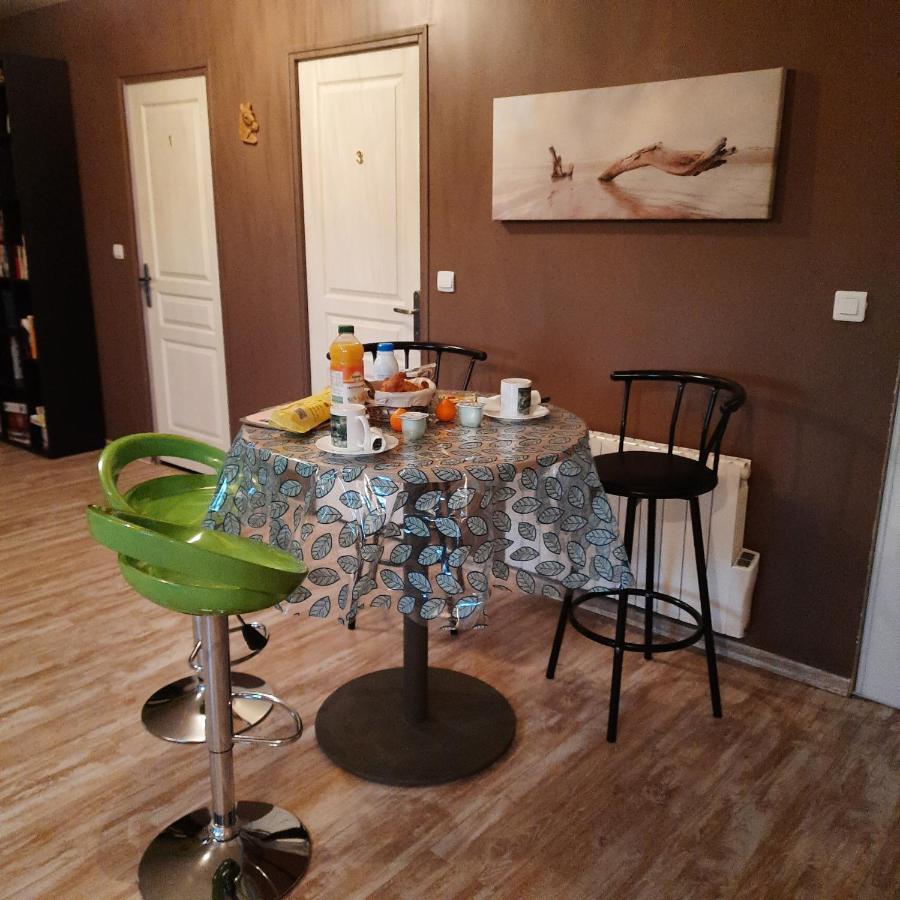 Un Petit Coin De Paradis 2 Clairfontaine 외부 사진